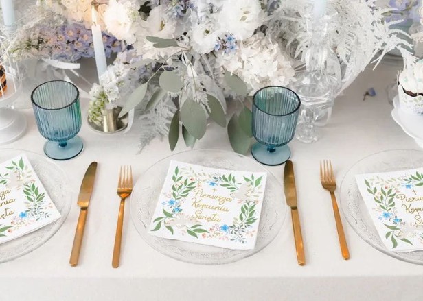 Ekologiczne serwetki komunijne na stół KWIATY -1 opk./20 sztuk