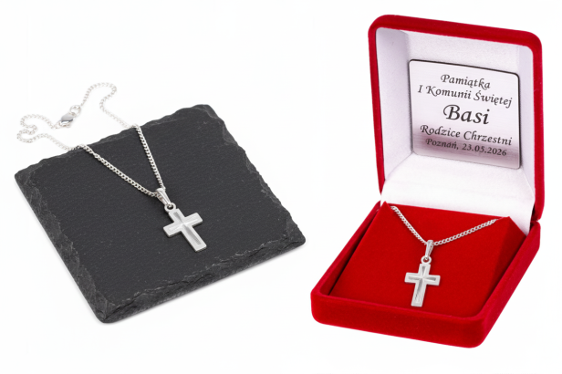 Srebrny krzyżyk pr. 925 z łańcuszkiem – klasyczny symbol wiary i ochrony z dedykacją