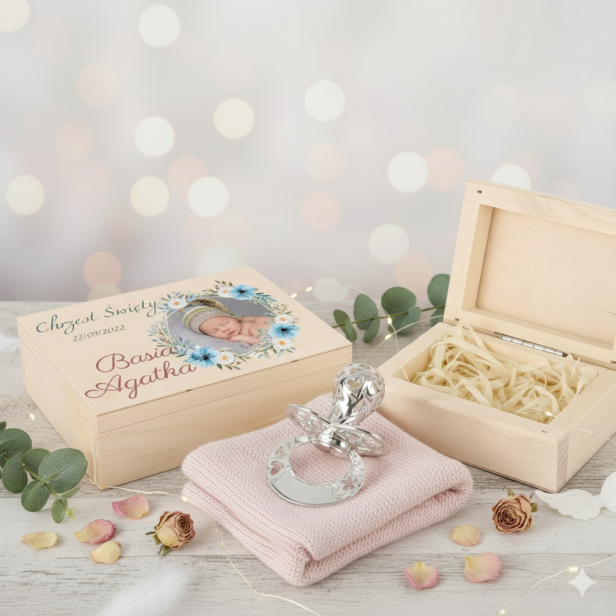 niebieski projekt - Srebrny smoczek w drewnianym pudełeczku z nadrukiem – Pamiątka i Prezent | Linia BABY SILVER™