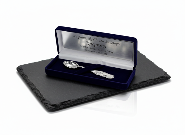 Srebrna łyżeczka w granatowym pudełku z grawerem | Linia BABY SILVER™