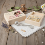 różowy projekt - Grzechotka ze srebra pr. 925 – 6,5 g w pudełku z nadrukiem | Linia BABY SILVER™