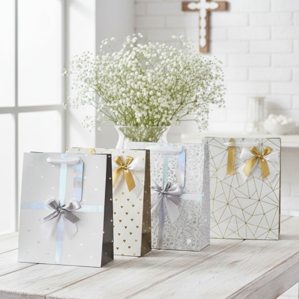 Torebka prezentowa S – motyw kokarda (13 × 18 cm)