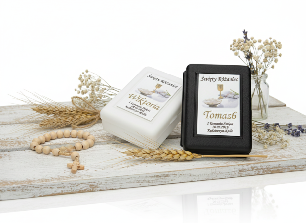Rosarium™ – Pudełko na różaniec z nadrukiem komunijnym (białe, czarne)