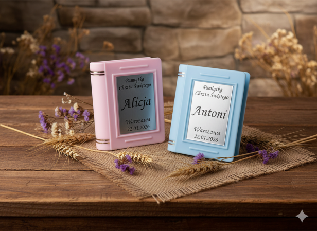 Rosarium™ – Pudełko na różaniec z grawerem srebrnym (różowe lub niebieskie)