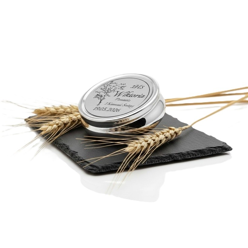 Okrągłe metalowe pudełko na różaniec z grawerem IHS, pamiątka I Komunii Świętej z linii MEMORIA CLASSIC™