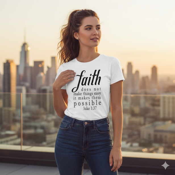 koszulka religijna Faith/Wiara w ujęciu lifestyle.
