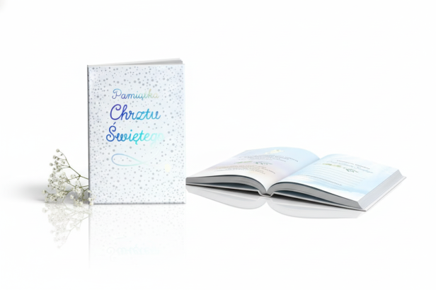 Książeczka pamiątkowa na Chrzest Święty – życzenia, modlitwa, metryczka i hologram
