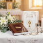 Biblia Domowa w etui – elegancka pamiątka Pierwszej Komunii Świętej, Pismo Święte Starego i Nowego Testamentu