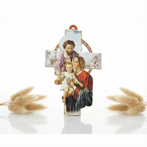 Krzyż drewniany „Święta Rodzina” – pastelowy, 15 cm | Pamiątka wiary