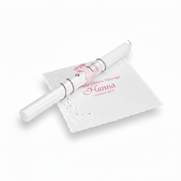 Świeca i Szatka do Chrztu „Glamour Crystal – Blask Wiary” – różowy zestaw z kryształkiem Preciosa®