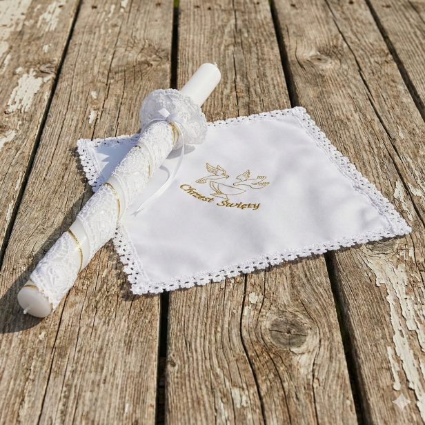 Elegancki zestaw na Chrzest z koronki koniakowskiej – złoty | Linia KONIAKÓW