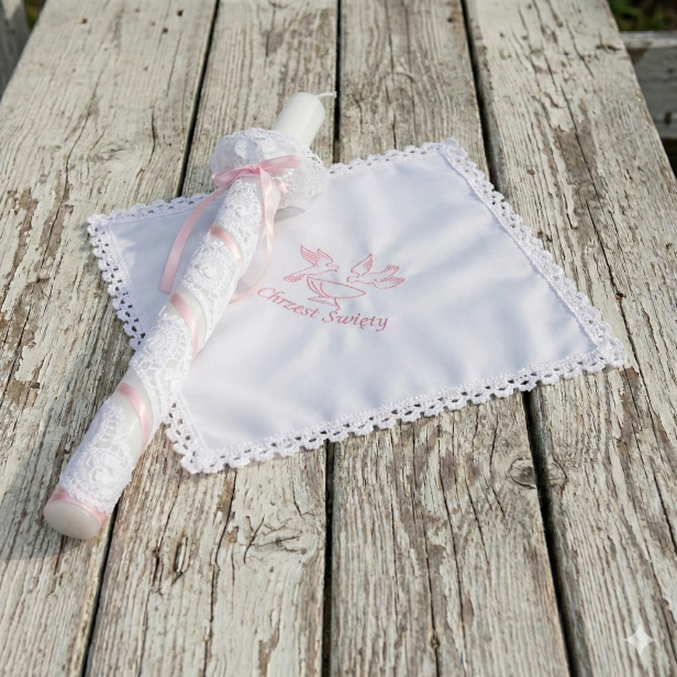 Elegancki zestaw na Chrzest z koronki koniakowskiej – różowy | Linia KONIAKÓW