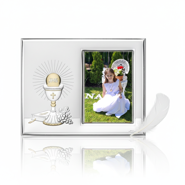 Ramka srebrna AG999 z Hostią IHS, Biblią i winoroślą 10×15 | SILVER COMMUNION™.png