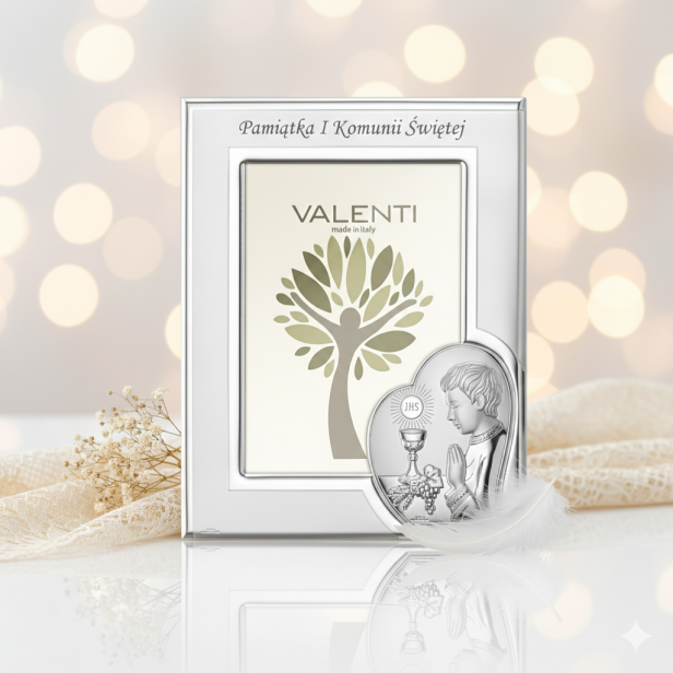 Ramka srebrna AG999 z wizerunkiem chłopca komunijnego 13×18 | SILVER COMMUNION™
