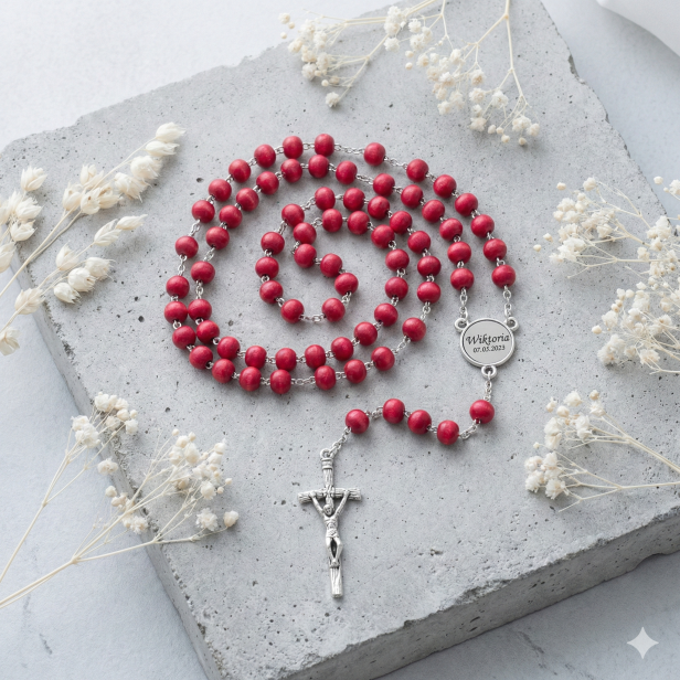 Różaniec drewniany pachnący 8 mm z grawerem – personalizowany