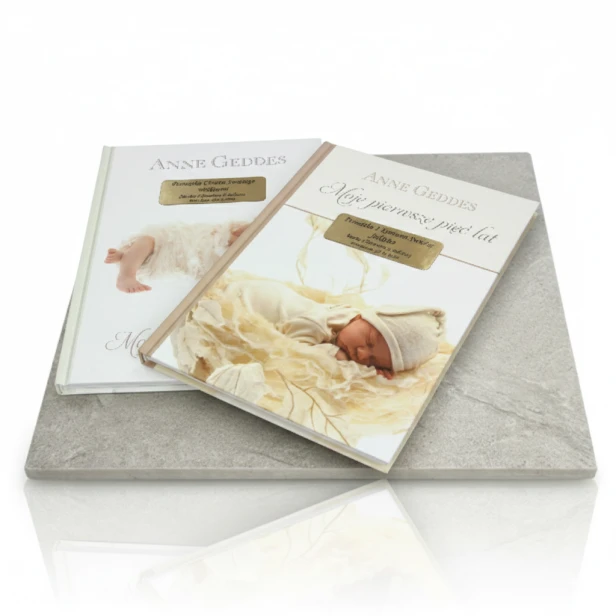 Moje pierwsze 5 lat Anne Geddes – album z grawerem, dwa wzory okładki