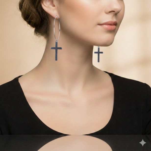 Kolczyki Krzyżyk wiszący – subtelny symbol wiary | Stainless Steel