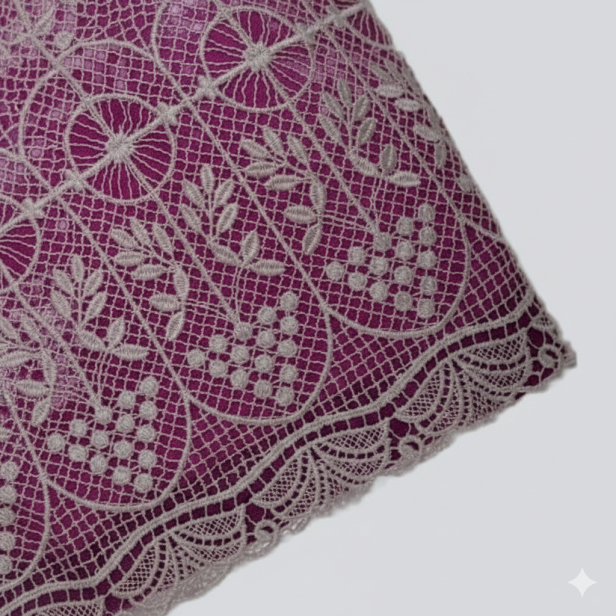 Alba kapłańska biała – gipiura i podbitka kanonicka | Szaty liturgiczne