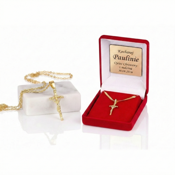 Złocony krzyżyk papieski z łańcuszkiem pr. 925 – symbol wiary z dedykacją