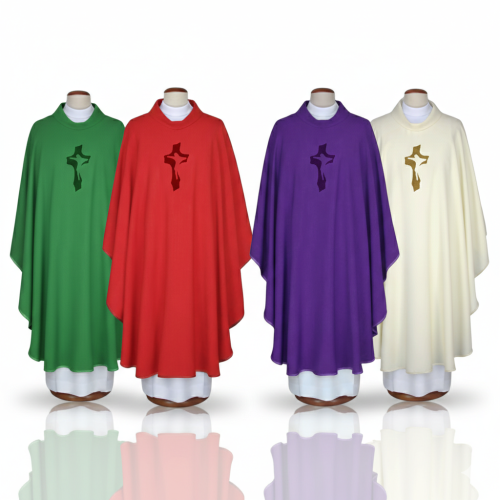 Ornat haftowany z krzyżem – model klasyczny (4 kolory)