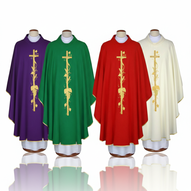 Ornat z haftem krzyża i motywem winnego grona – 4 kolory