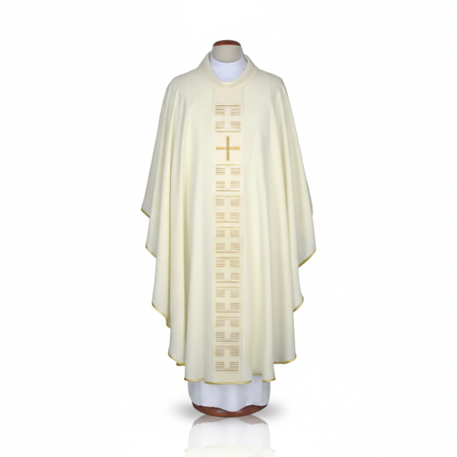 Ornat z pionowym pasem haftowanym – styl geometryczny