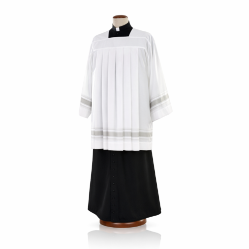 Komża kapłańska śmietankowa – wiskoza premium | Szaty Liturgiczne