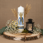 Motyw maryjny – litera M z koroną Maryi (Złoto-niebieska litera „M” z koroną) - Świeca OŁTARZOWA – Ø 7 cm, wys. 27 cm