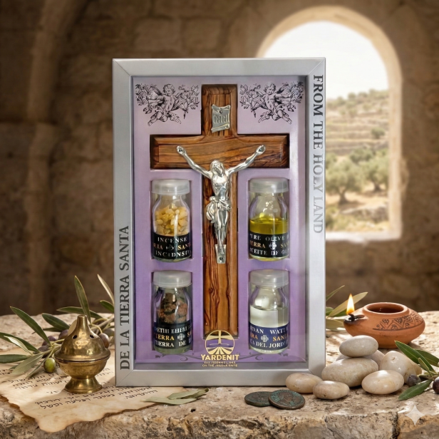 Krzyż z drzewa oliwnego z Ziemi Świętej – woda z Jordanu, oliwa i ziemia | Made in Israel™