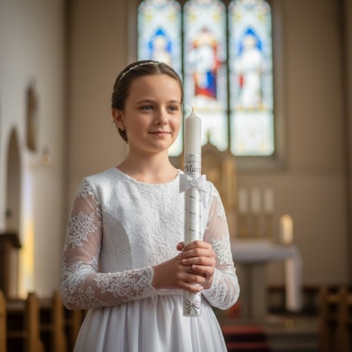 Świeca Komunijna z Personalizacją – Ręcznie Zdobiona Pamiątka I Komunii Świętej