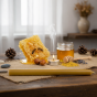 Świeca pamiątkowa z wosku pszczelego – naturalna i ręcznie wykonana | Linia BEE WAX – Naturalne Światło Wiary