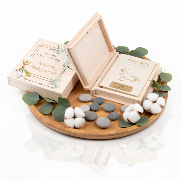 Pismo Święte w pudełku drewnianym EKO ♻ ze złoceniami i nadrukiem UV | Pamiątka I Komunii Świętej | Biblia Paulistów