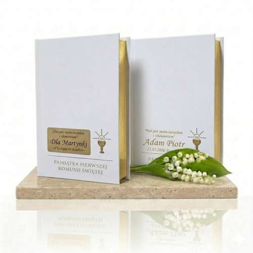 Skarbczyk komunijny biały złocony IHS z personalizacją – Pamiątka I Komunii Świętej