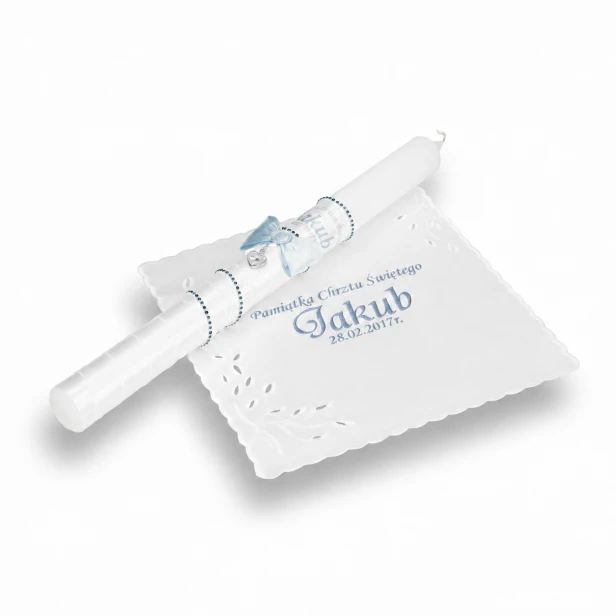 Świeca i Szatka do Chrztu „Glamour Crystal – Blask Wiary” – niebieski zestaw z kryształkiem Preciosa®