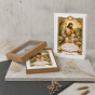 Moja Pierwsza Biblia – Pamiątka Chrztu Świętego „Dobry Pasterz” z personalizacją | Kolekcja LUMEN™