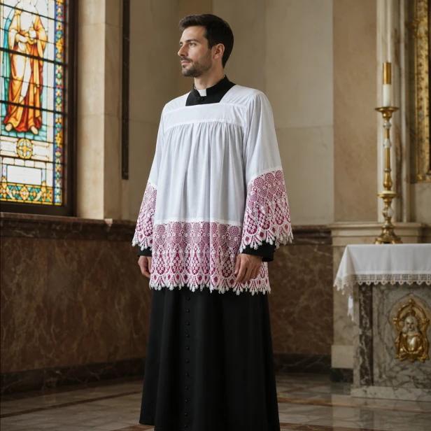 Komża kapłańska z bawełnianą gipiurą i podbitką kanonicką | Szaty Liturgiczne