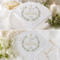 Szatka na Chrzest Święty COLUMBA™ – personalizowana pamiątka z gołębicą, krzyżem i konwalią