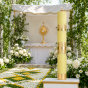 Świeca olejowa liturgiczna żółta ze złotym zdobieniem i wkładem – 40 cm