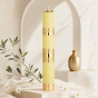 Świeca olejowa liturgiczna żółta ze złotym zdobieniem i wkładem – 40 cm
