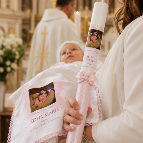 Personalizowany zestaw chrzcielny Anielskie Niebo™ Róż w eleganckiej aranżacji
