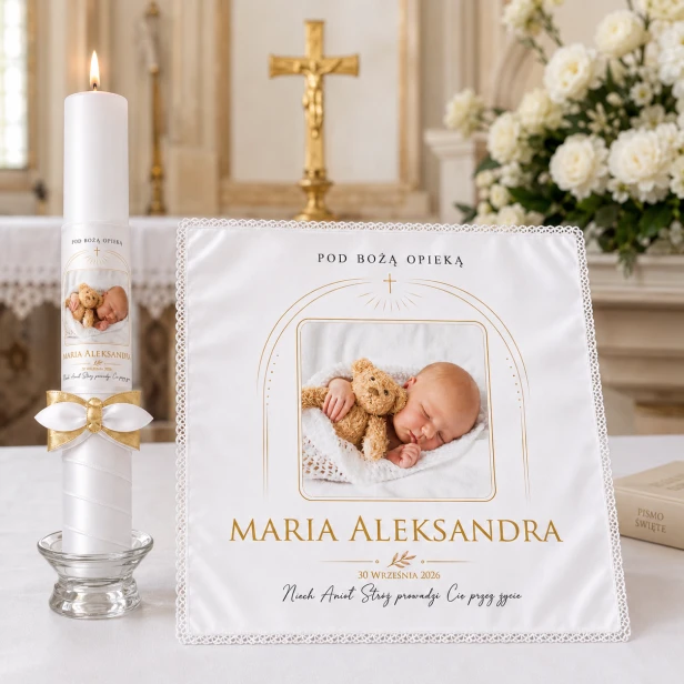 Komplet chrzcielny Pod Bożą Opieką™ – elegancka aranżacja prezentowa