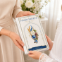 Biblia Paulistów w drewnianym pudełku z nadrukiem komunijnym