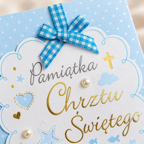 Karnet niebieski – laurka na Chrzest Święty z kokardką (11 × 21 cm)