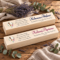 Dwa personalizowane pudełka z naturalnego drewna