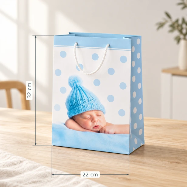 Niebieska torebka prezentowa dla dziecka A4 – wymiary 22 × 32 cm