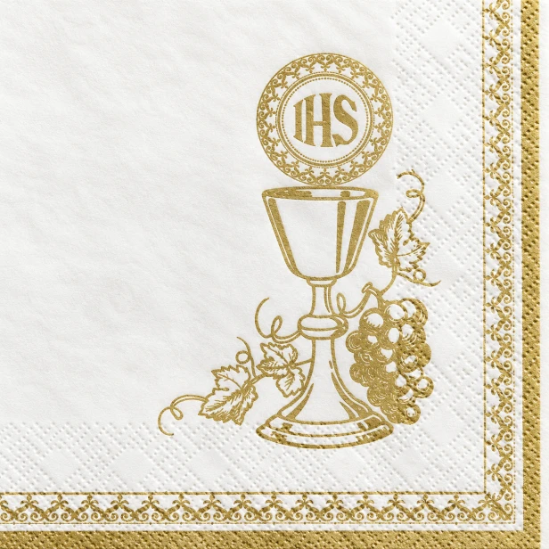 Złoty kielich eucharystyczny, hostia IHS i winogrona – zbliżenie wzoru serwetki