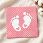 Różowe serwetki na baby shower – białe odciski dziecięcych stópek