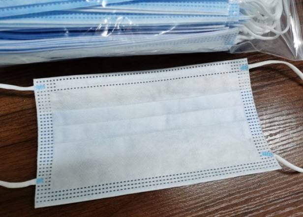 MASKA maseczka jednorazowa chirurgiczna ochronna 3 WARSTWOWA