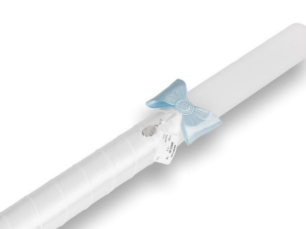 zdobienie niebieskie - Świeca na Chrzest ze srebrnym medalikiem – seria PREMIUM | Linia SACRA Medallion®